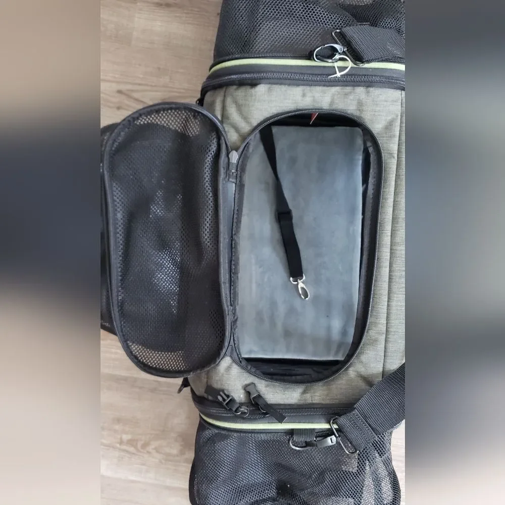 dog carrier Puppycare deluxe pet carrier with hand and shoulder straps